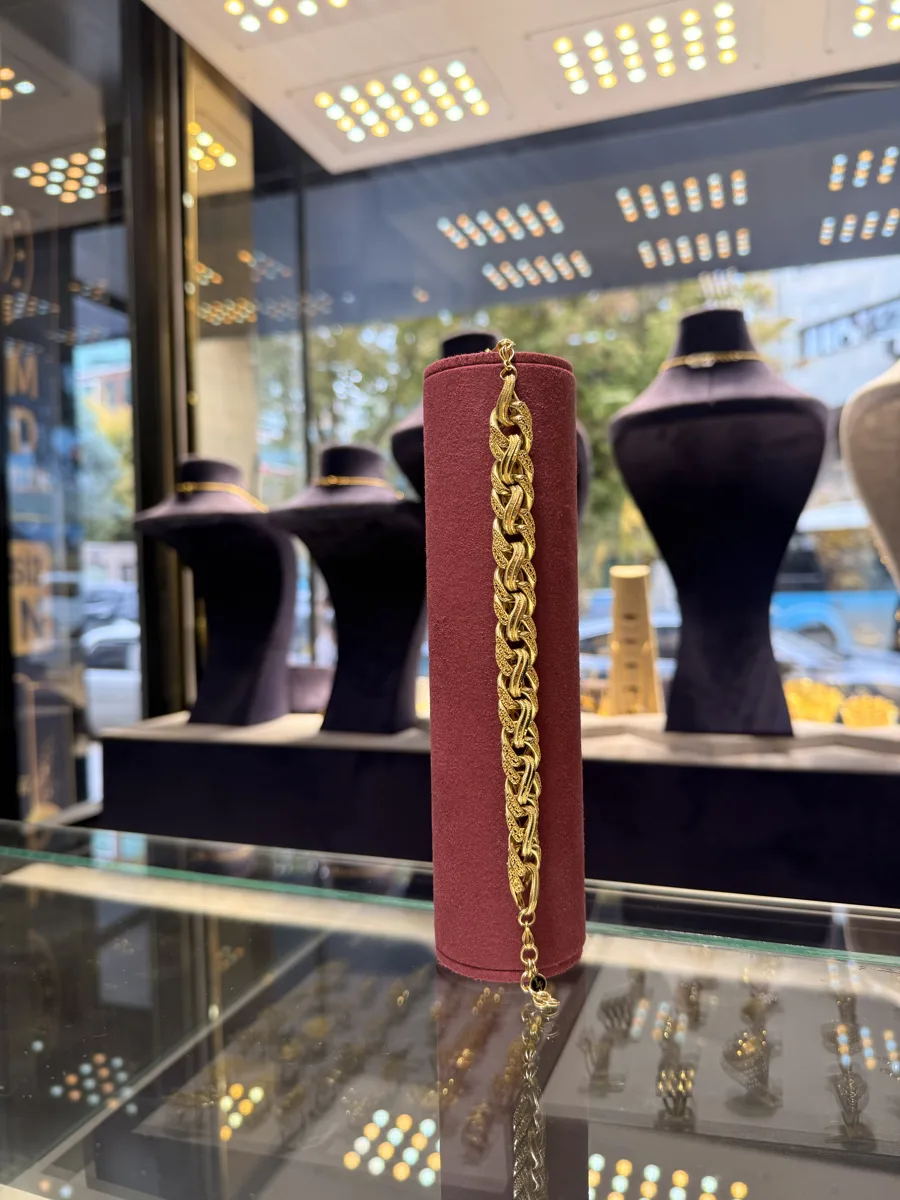 Label Tasarım Künye